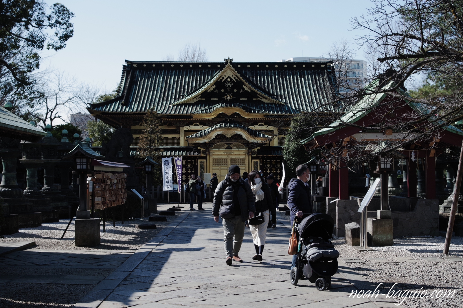 PENTAXのKPで撮った東京の上野の神社の写真