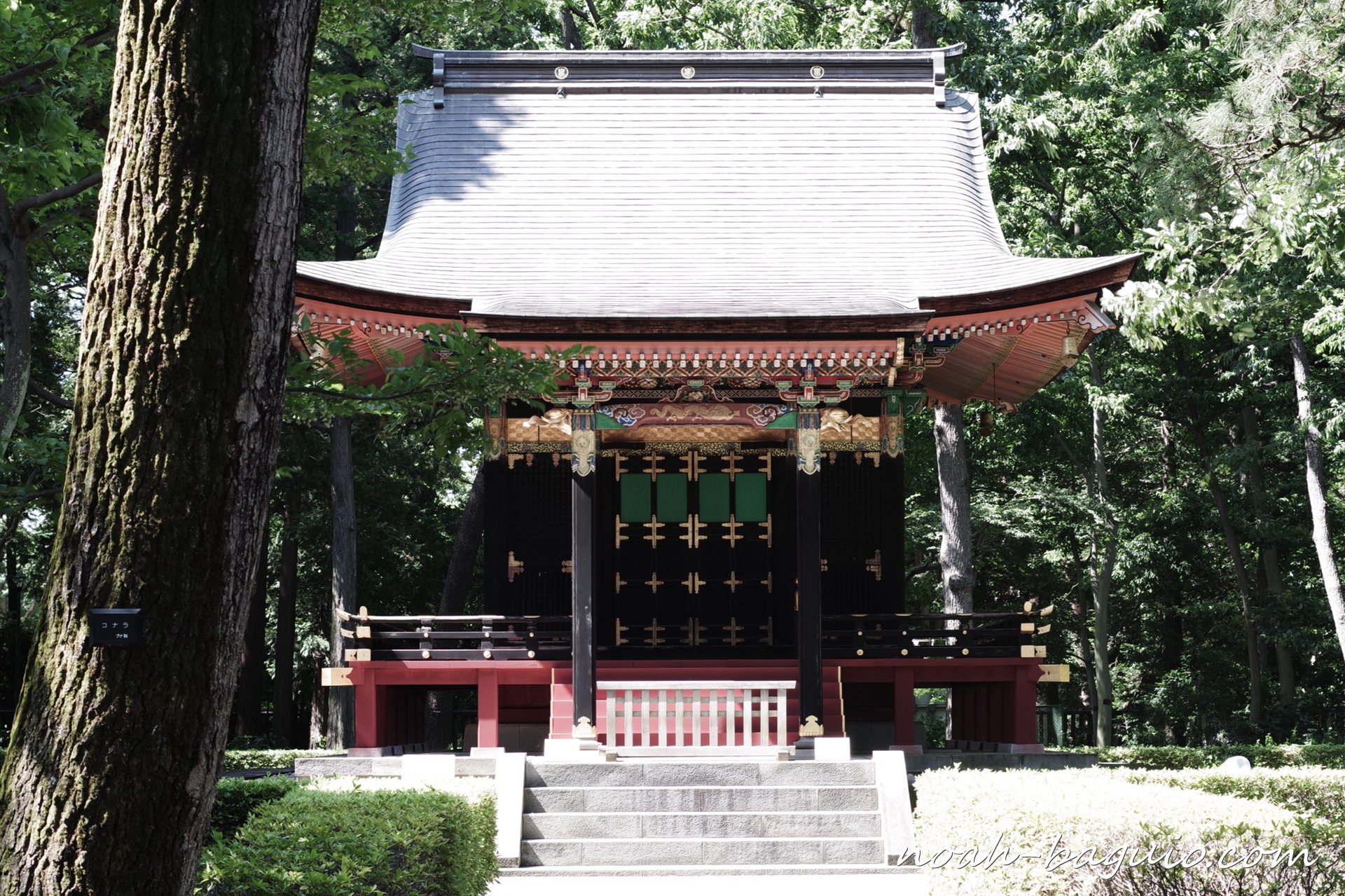 日本の東京都の江戸東京たてもの園でPENTAX KPで撮った神社？の写真